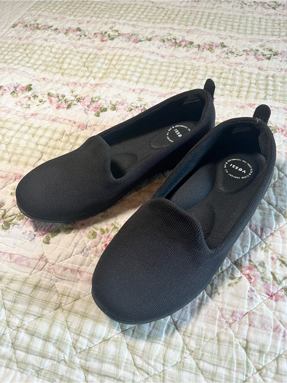 Vessi Women's Market Flat Black Waterproof Shoes - Size 6 (NWOB)